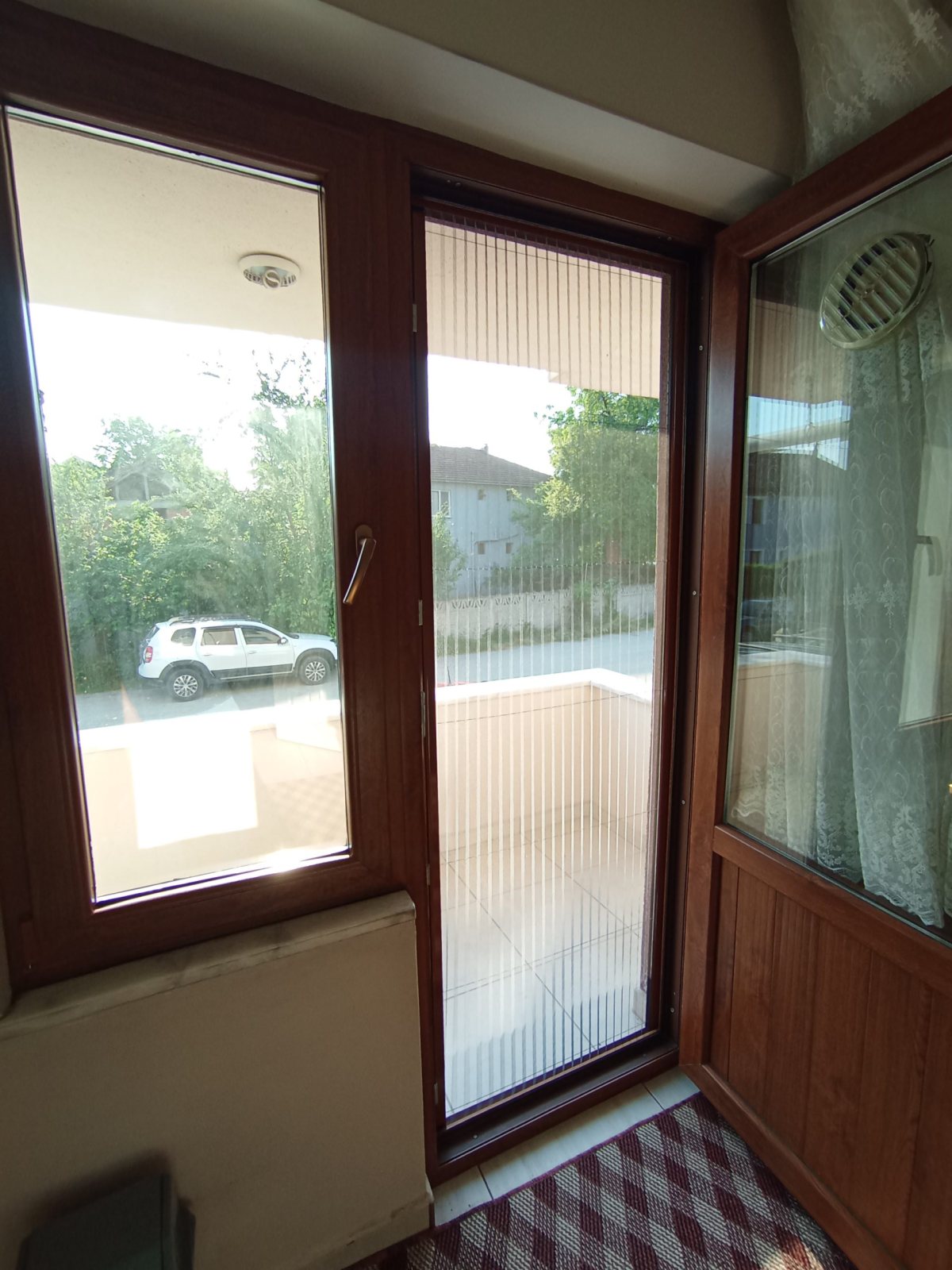 Sineklik, PVC Doğrama ve Katlanır Cam – Düzce PVC ve Cam Balkon Ustası iş fotoğrafı 2